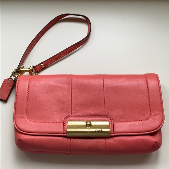 Coach Handbags - Coach clutch